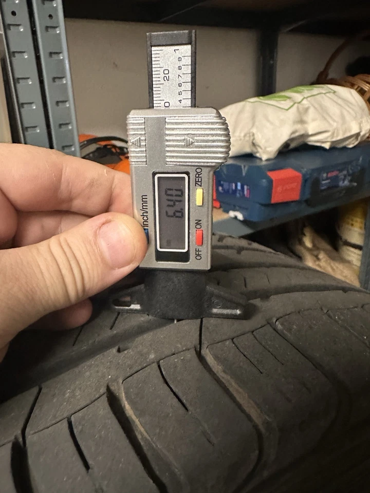 Die Borbet Felgen Größe 8x18H2 ET40 R18 - Bild 4 von 4