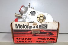 Pompe à eau Peugeot 504