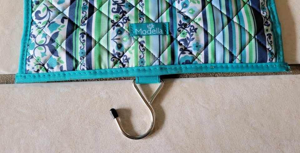 MODELLA valet travel makeup-jewelry intimate carrier. - Image 2 of 4