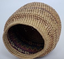VINTAGE FINE HANDWOVEN 5" BASKET GEOMETRIC DESIGN