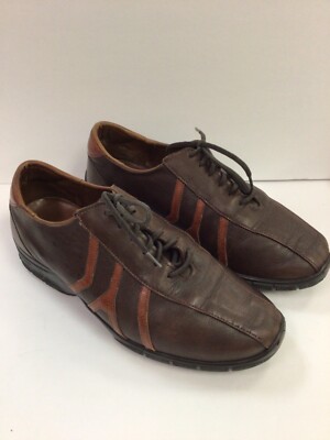 Allen Edmonds Traveler Shoes Men display picture 2
