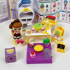 Juego de comedor Shopkins Happy Places Belle decoración del hogar crema Kiki otros extras 24 piezas