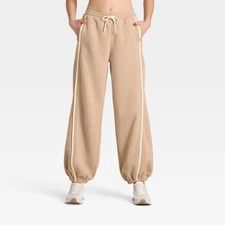Women's Barrel Leg Fleece Jogger Sweatpants - JoyLab