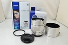 [MINT+]Olympus M.Zuiko Digital ED 75mm F/1.8 Lens in Silver M43 w/Box #6545