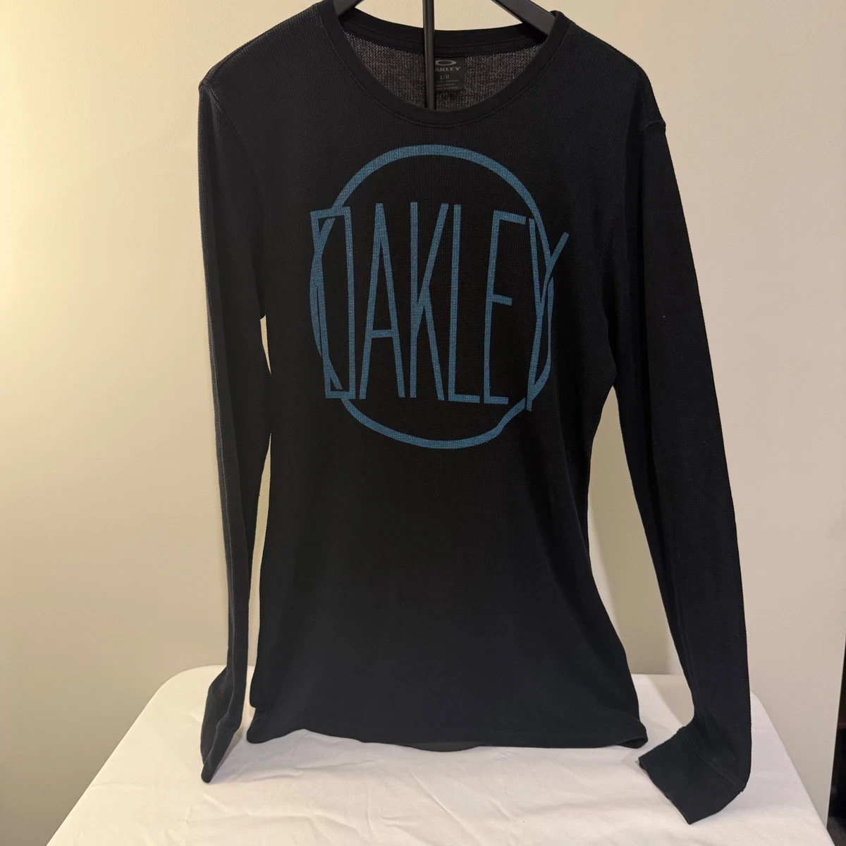 Oakley Men's Long Sleeve T-Shirts for sale | eBay