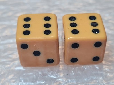 Zwei kleine Vintage Bakelit Butterscotch Würfel / Würfel - 11,5 mm, Simichrom getestet