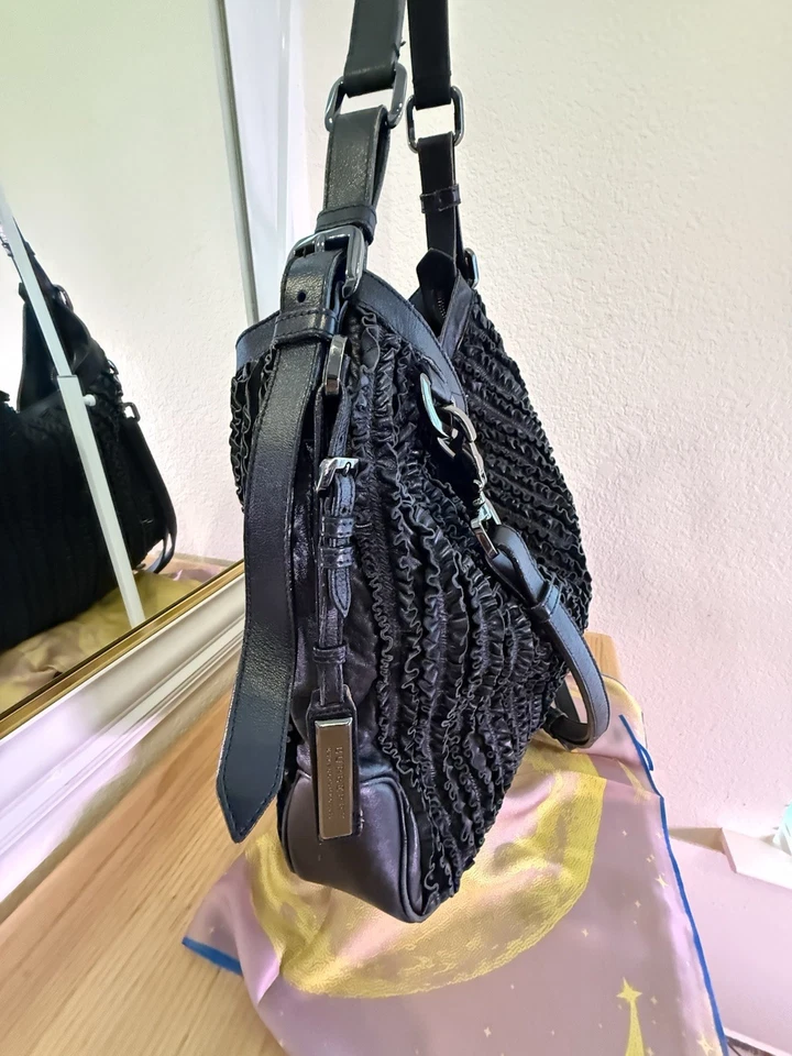 Burberry Black Ruched Ribbon Leather Westcott Shoulder Bag EUC - Image 4 of 4