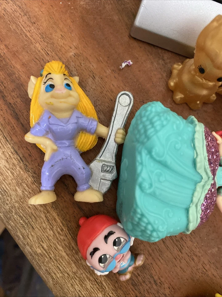 Large Lot Disney Toys Figures Plush Doorables Tsum Vtg Speakers Princess Junior - Image 3 of 4