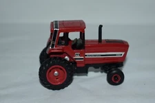 Ertl 1:64 IH 5088 Tractor With Cab Farm Toy