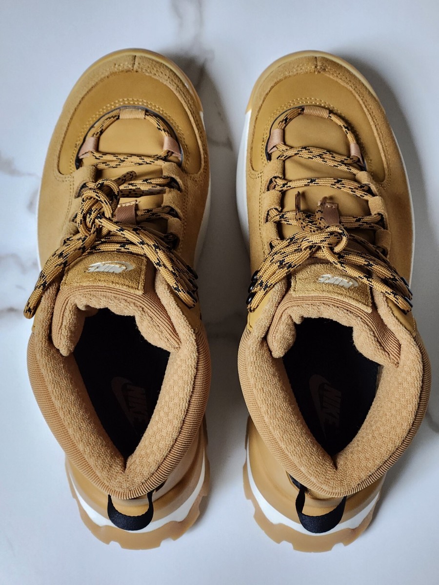 靴 23cm NIKE W CITY CLASSIC DQ5601-710 Women's Nike City Classic Boot Size 9 Wheat/Sail-Black