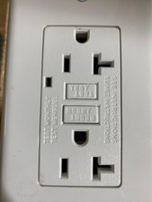 50 pack 20A GFCI Receptacle Outlet w/ LED Wallplate UL Listed - White 20 Amp