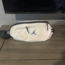 Nike Air Jordan Retro Jumpman Crossbody Fanny Pack Waist Bag White Oversized