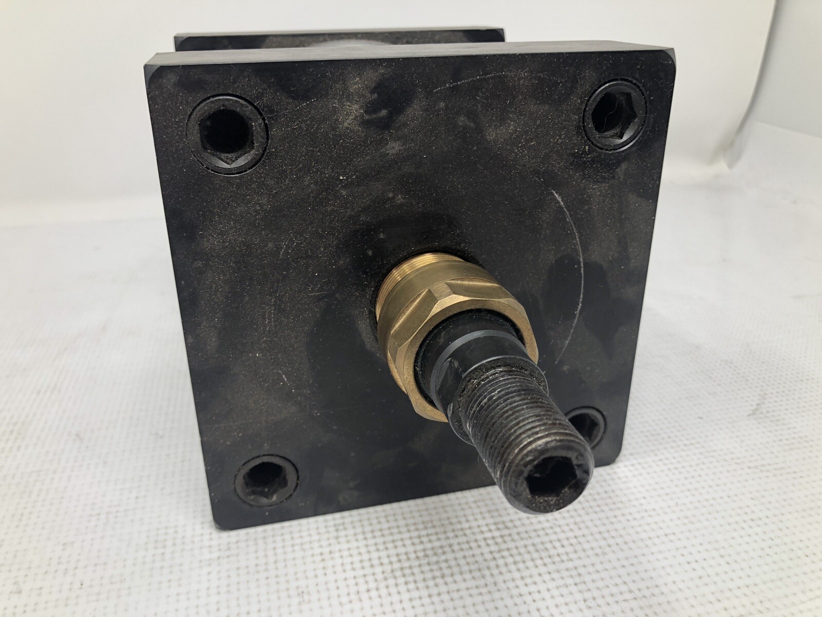 STARCYL ST3IR5x1.75 PNEUMATIC CYLINDER BORE 5" STROKE 1.75" NEW