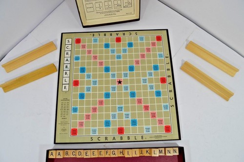 Juego de mesa Scrabble 1953 de colección Selchow & Righter granate COMPLETO Family Word Fun - Imagen 8 de 10
