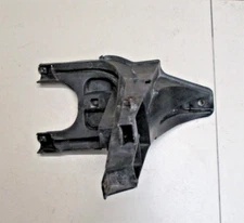 7157984 BMW X5 X6 E70 E71 Front Bumper Right O/S Wing Bottom Mount Bracket