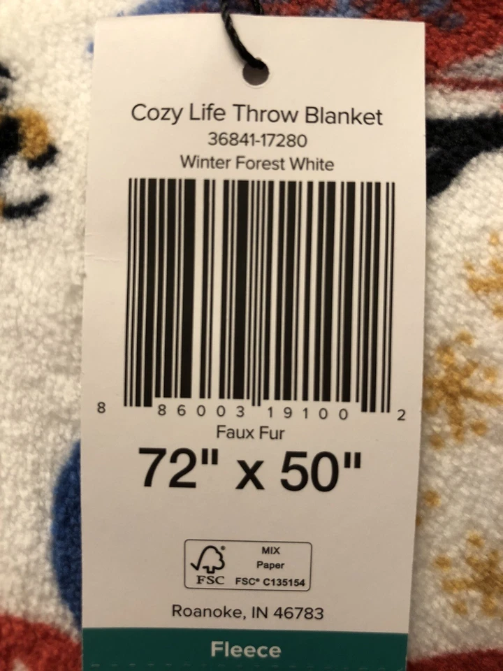 NWT Vera Bradley Winter Forest White Fleece Throw Blanket Limited Edition 72x50 - Image 2 of 3