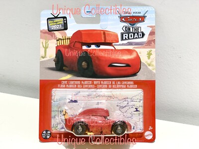 ディズニー　カーズ　Lightning McQueen Disney Pixar Cars 3 Crazy 8 Crashers Lightning McQueen