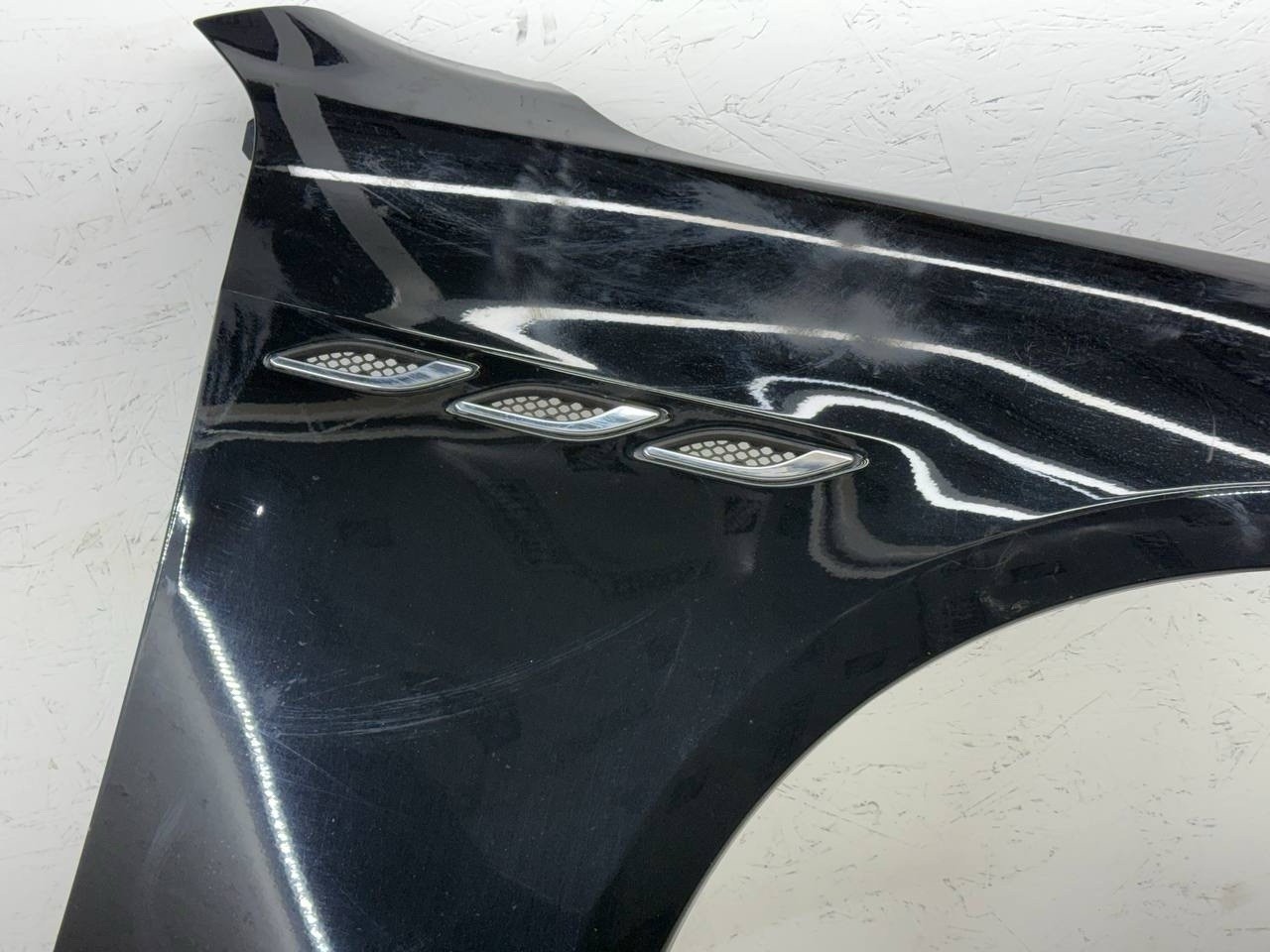 2014-2024 MASERATI GHIBLI S RIGHT PASS FRONT FENDER PANEL OEM NERO BLACk