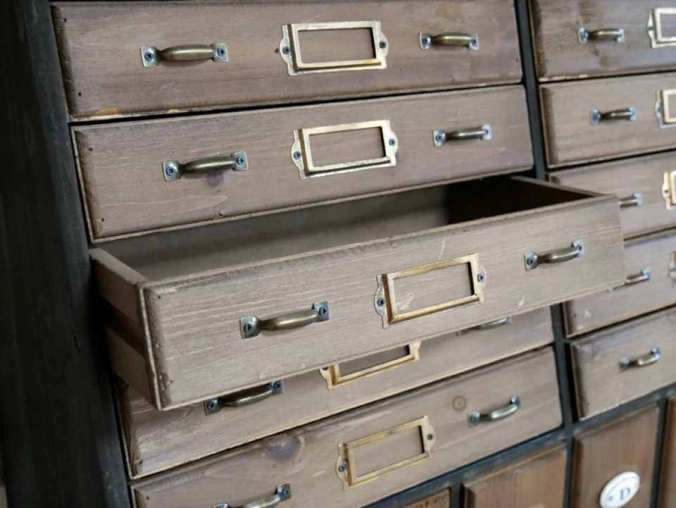 Vintage Industrial Wall Storage Unit – 18 Drawer Wooden & Metal Organiser - Image 4 of 4