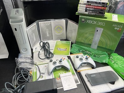 xbox 360 arcade console Bundle In The Box Please Read