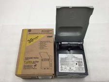 GE General Electric TF30RCP 30 Amp 120/240V Fusible Outdoor Disconnect