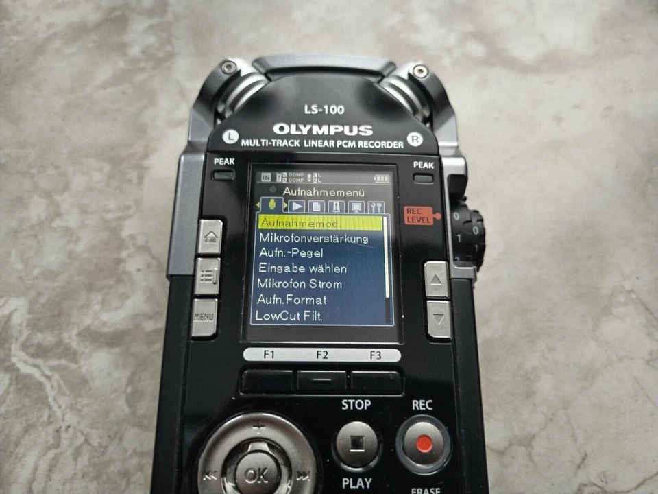 Olympus LS-100 - Audio Recorder für Musik - Multi-Track Linear PCM | Schwarz - Bild 2 von 3