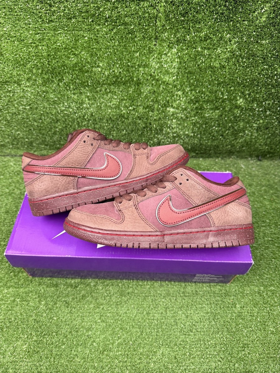 Size 6 - Nike Dunk Premium SB Low City of Love Collection