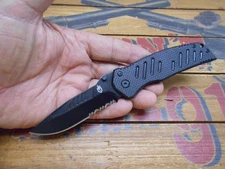 Gerber Swagger Pocket Knife Frame Lock Combo Edge Blade 