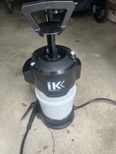 Chemical Resistant 1.5 gallon Concrete Sprayer – Goizper IK Multi Pro 9