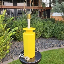 MCM 70s Bright Yellow Ceramic Table Lamp Milk Bottle Style Retro Modern Works S1