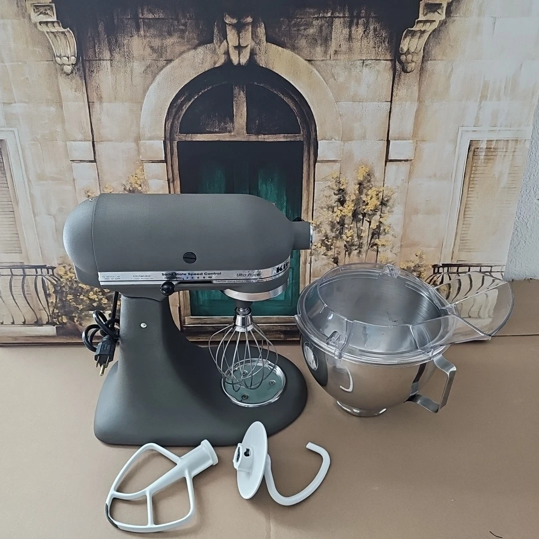 KitchenAid KSM90 Ultra Power Stand Mixer Gray Matte Finish 300W Tilt Head Bowl
Opens in a new window