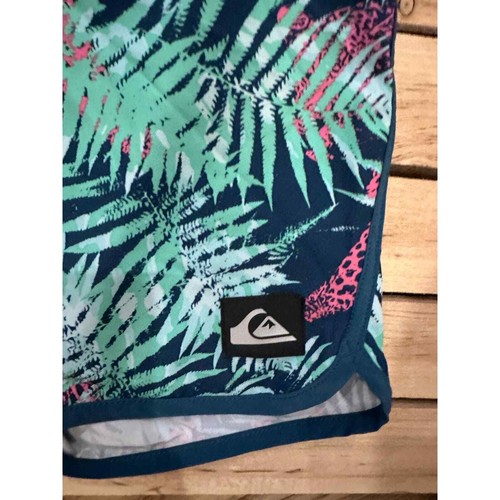 Quicksilver Board Shorts, Boys size 14/28, Dry flight. Tropical print - Picture 5 of 6