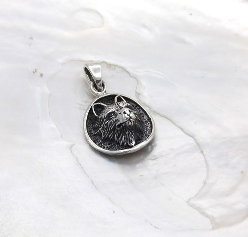 Handcrafted Solid.925 Sterling Silver Oxidized Wolf Pendant - Picture 9 of 11