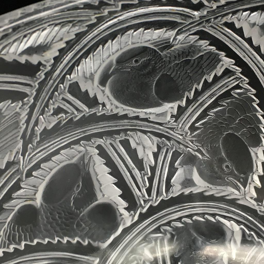 ONE LALIQUE PINSONS 9.25” SIGNED CRYSTAL GLASS BIRD BOWL ONE LALIQUE PINSONS 9.25” SIGNED CRYSTAL GLASS BIRD BOWL