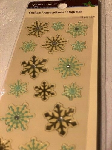 RECOLLECTIONS 3D STICKERS CHRISTMAS LIGHT & DARK BLUE SNOWFLAKES STICKERS NEW - Picture 3 of 8