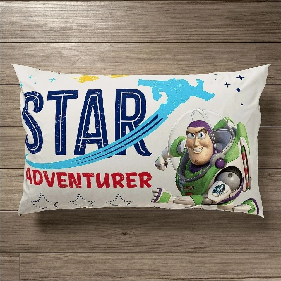 Детский полноразмерный набор простыней «Toys At Play» из 4 предметов от Disney's Toy Story 4 — НОВЫЙ - Изображение 3 из 4