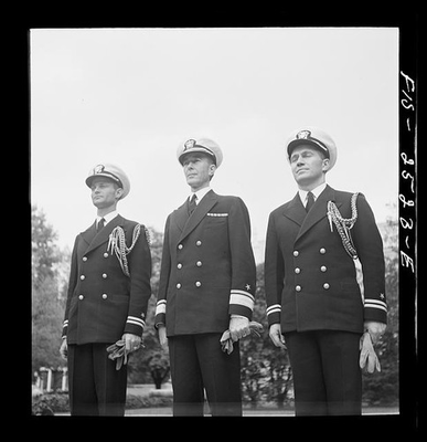 #ad Annapolis Maryland Rear Admiral Beardall Lieutenants 1942 Navy Portrait $13.49