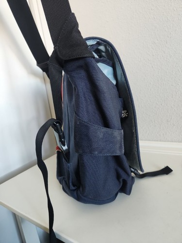 Crumpler Umhängetasche 'Sticky Date' groß - blau/rot - Bild 4 von 17