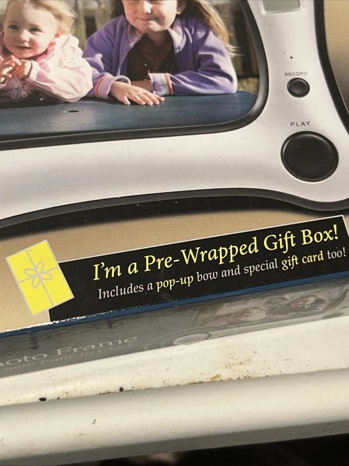 TALKING PHOTO FRAME WITH DIGITAL VOICE RECORDER AND BUILT IN CLOCK NOS - Image 3 of 4