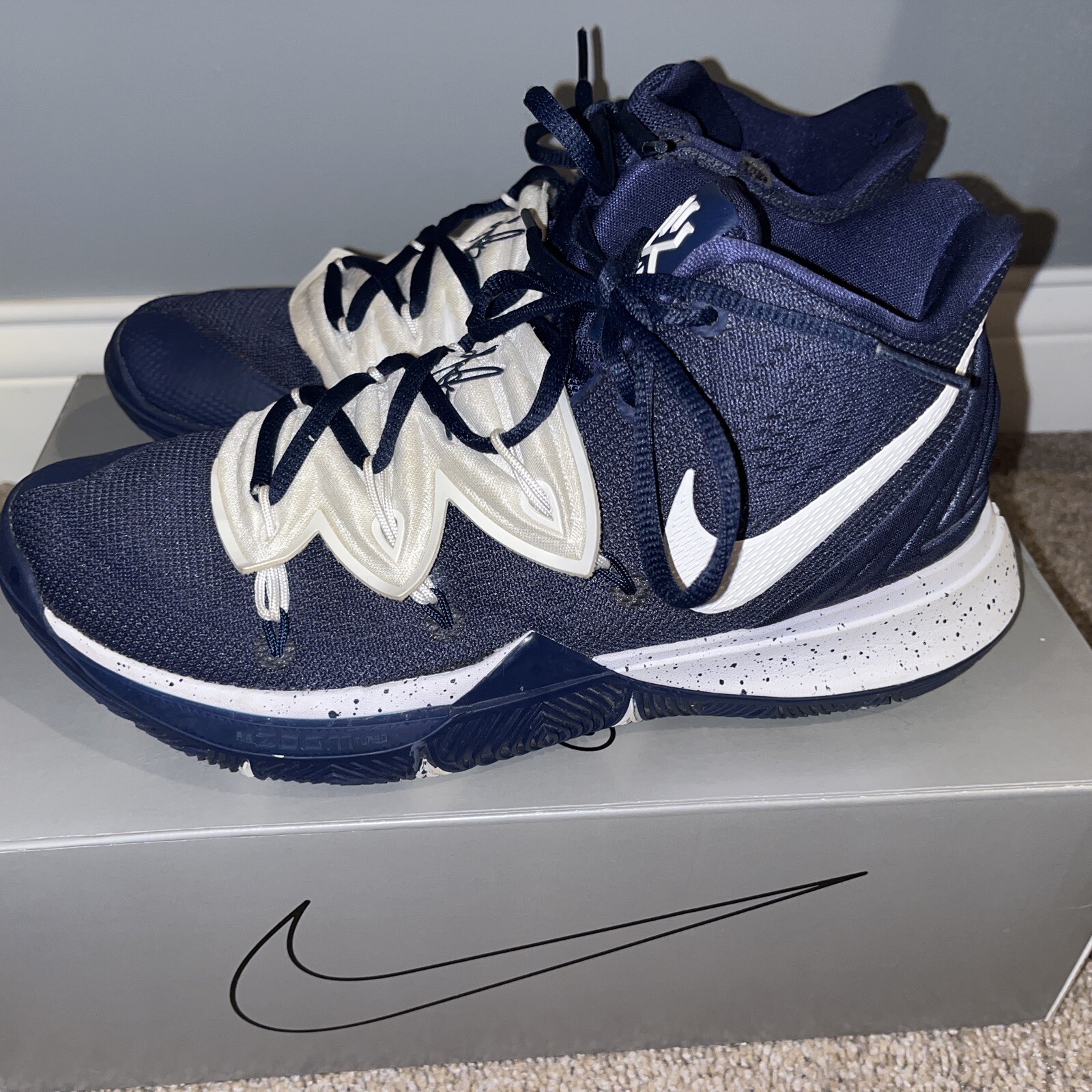 navy blue kyrie 5