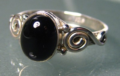 925 Silber Alltag schwarz Onyx Design Ring UK Q1 2/US 8,5. Geschenktüte.