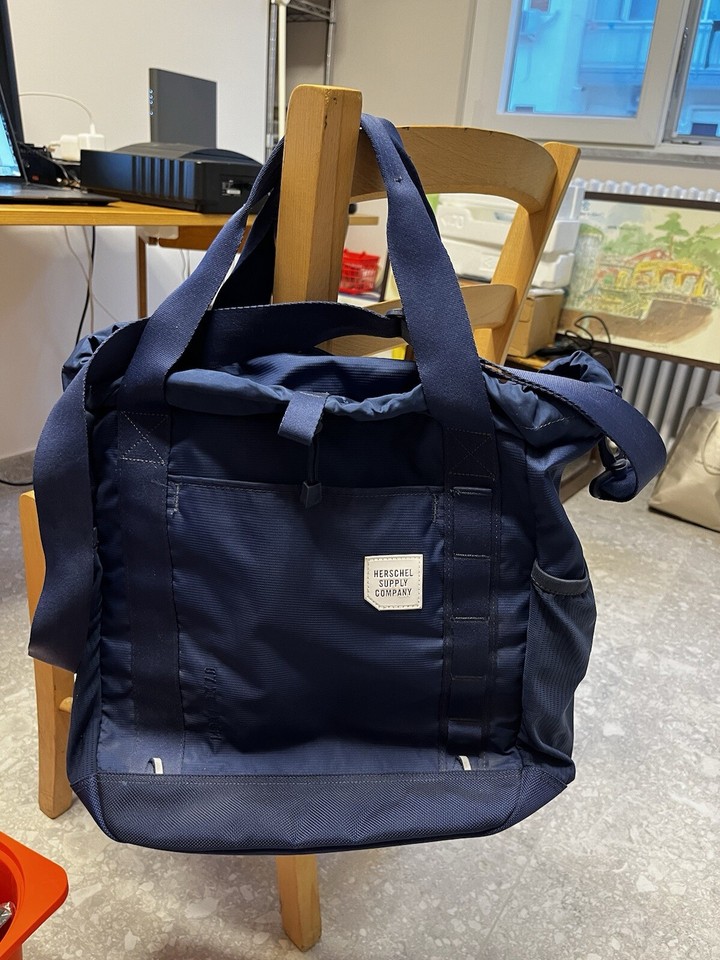 Herschel Barnes Tote Medieval Blu