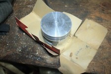 NOS HONDA ES3500? GENERATOR PISTON 13101-874-000