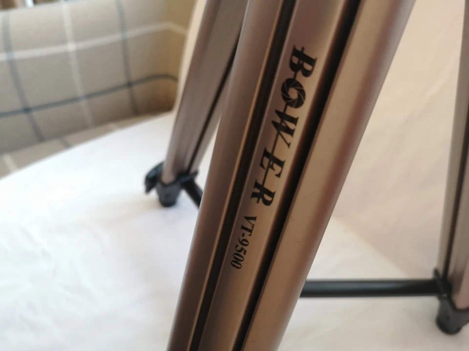 Bower vt 9500 Tripod DSLR Video Camera Pan Head Kit 1400 hight adjusted - Image 4 of 4