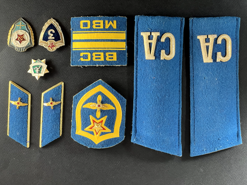 Schultergurte, Knopflöcher, Chevrons Pilotenabzeichen Armee UdSSR Russland Luftwaffe - Bild 3 von 22