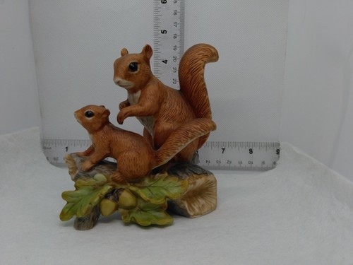 Vintage, Homco, Mother & Baby Squirrel on Oak Leaf, # 1457 - Picture 2 of 9