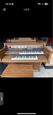 Lowrey Electric Organ