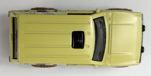 2022 Hot Wheels Mud Studs 4/5 Yellow Range Rover Classic #159 LOOSE SUV - Picture 2 of 6