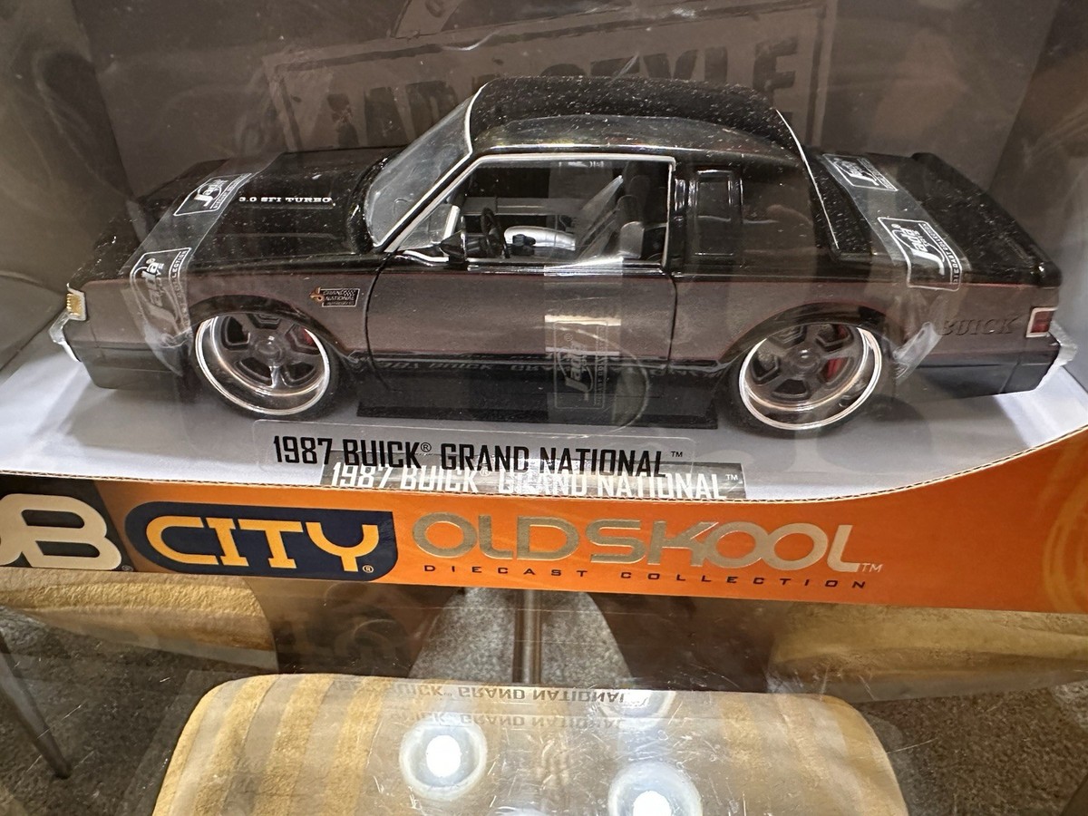 1:18 JADA DUB CITY OLD SKOOL 1987 Buick Grand National 