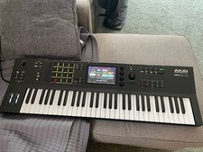 AKAI MPC KEY 61 Standalone MPC Synthesizer Keyboard